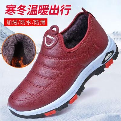 老北京加绒加厚冬季防水棉鞋中老年棉靴软底防滑保暖一脚蹬妈妈鞋