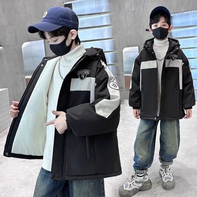 男童加绒加厚冲锋衣2024冬装新款中大童冬季外套派克服儿童棉服