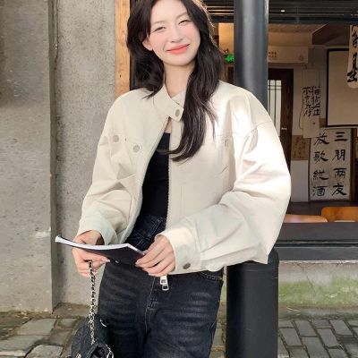白色设计感立领工装外套女春秋2025新款小个子炸街洋气短款夹