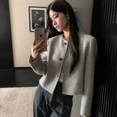 2026春秋新款小香风外套女短款气质复古圆领单排扣上衣条纹宽松优惠商品图片