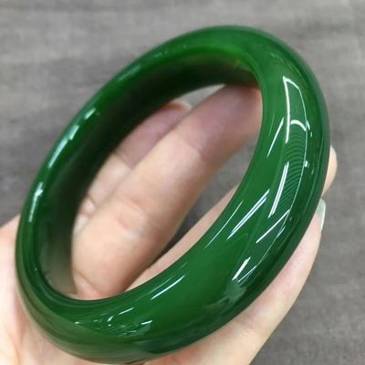 正品天然真玉新疆菠菜碧玉加宽加厚绿玉手镯女款旺夫妈妈玉镯子