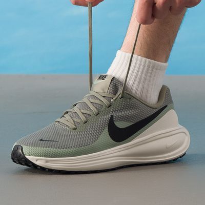 NIKEͿ˴ЬREVOLUTION 8˶ܲЬHJ9198-300271Ԫ