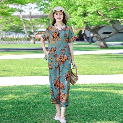 妈妈装夏季冰丝麻套装新款时尚洋气中老年夏装短袖遮肚显瘦两件套