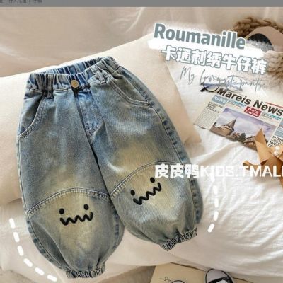 儿童牛仔裤春秋款新款儿童春季洋气外穿爱心宝宝春装裤子刺绣