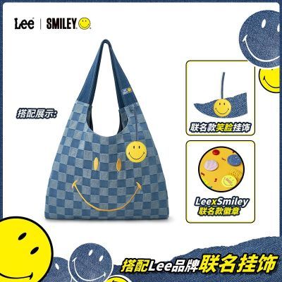 ڲLeeSmileyţиЦذŮͨڰٴ239Ԫ