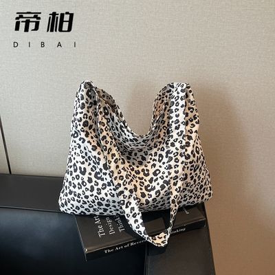 ڲ۰غins黨Ůͨб緫ٴ᲼26.8Ԫ