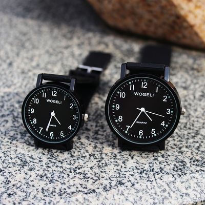 中高考考试专用手表男女中学生经典简约文艺复古韩版石英小黑白表