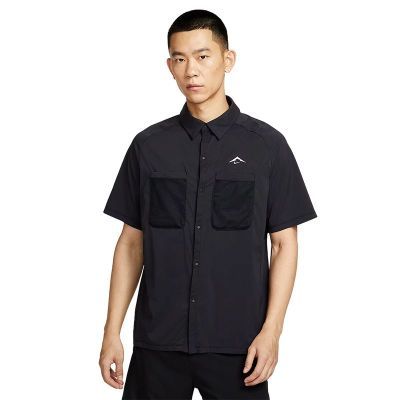 ���ڲ�����NIKE�Ϳ������˶����ж���T��HV2165-010 290Ԫ