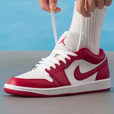 ڲNIKEͿAIR JORDAN AJ1׺츴˶ѵЬ553558-166485Ԫ