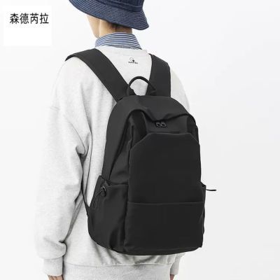 ���ڲ�����ɭ������˫����м�Լ����������Ů�����ѧ�����г���������� 29.4Ԫ