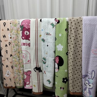库存单人床盖,学生宿舍床,三层绗缝工艺。儿童卡通四季都适合优惠商品图片