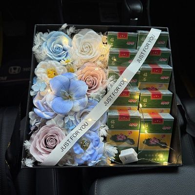 创意七夕香烟花束成品礼盒方形材料仿真花礼物情人节生日男友圣诞