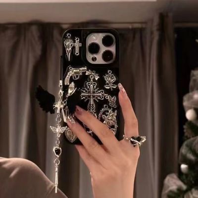 小众个性十字架挂件适用15promax苹果14新款iPhone13手机壳17全包