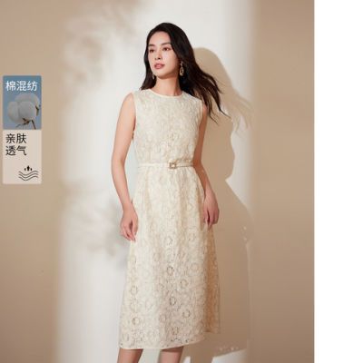 ���ڲ�������������˿��BBLLUUEE/�����³�2026��װ����ȹ�廨A����������ȹ 576Ԫ