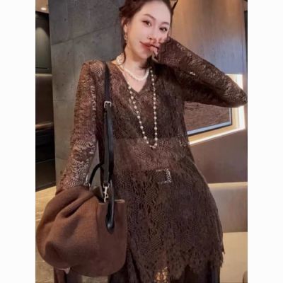 韩版时尚气质钩花镂空长袖蕾丝打底衫2025新款洋气减龄叠穿上衣潮