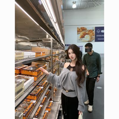 ���ڲ�����OKMASHOP һ�ּ�ë��Ů�ﶬ�����Ը�����¶����֯��v������������ 105Ԫ