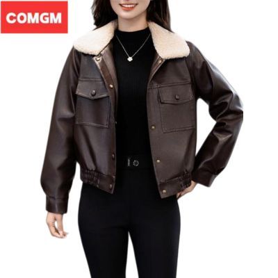 ���ڲ�����COMGM�����¿�ŮʿƤ�¼��޼Ӻ�������������ʱ�б�ůë������ 102Ԫ