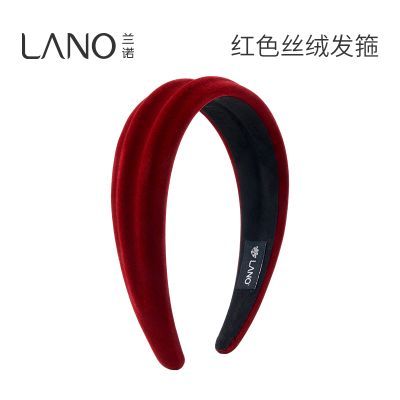 ���ڲ�������ŵ��ɫ˿�����귢��ͷ��Ů�������¿�߼�������ʱ�и�­��ͷ�� 33.49Ԫ