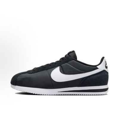 ڲNike ˶ĥͰܲЬ п ڰ HF0263-001 447Ԫ