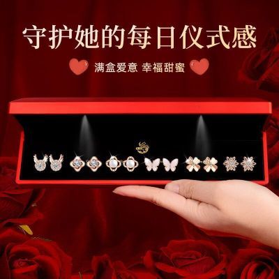 ���ڲ������Ϸ���S925���������������һ�ܶ����߼����˽ڶ���Ů���������� 190.8Ԫ