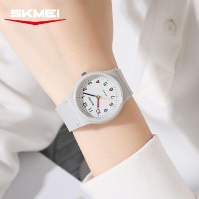 ���ڲ�����ʱ�����ᱡ��ˮ��Ů��Լ�ֱ����������ɫ���̶ֿ�ʯӢѧ����2549 43.7Ԫ