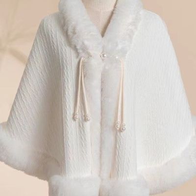 民国加绒加厚新款斗篷2025气质高端秋冬保暖毛绒。此件支持水洗