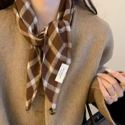 复古格子软糯围巾女秋冬保暖装饰三角巾高级感系脖领巾配