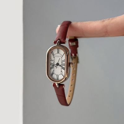 ���ڲ���������ʱ�ֱ�Ů2025�¿����ʯ��Բ��С�����ݸ߼���Ů���������� 220Ԫ