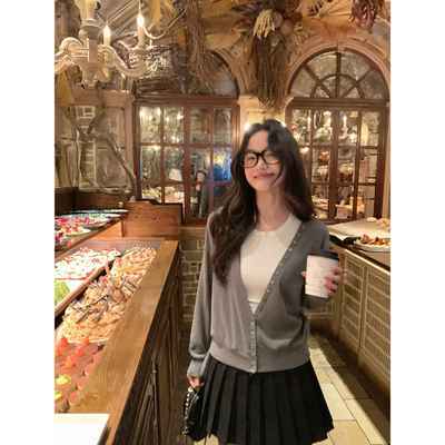 ���ڲ�����pusumede������� �ɳڸ�V�쿪������Ů�����ڴ����䱳�ĵ�����װ 62.1Ԫ