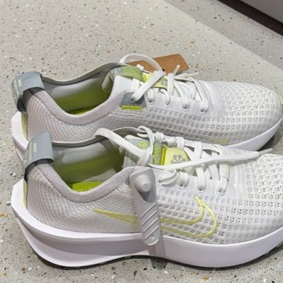 ���ڲ������Ϳ�/Nike Interact Run ���ʰٴ� �Ͱ��ܲ�Ь ���� FD2292-103 269Ԫ