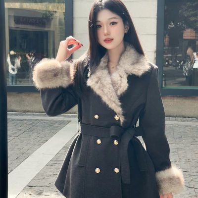 【CHANOTTEL】2025年爆款女装复古千金氛围感系带毛毛翻领双排扣外套