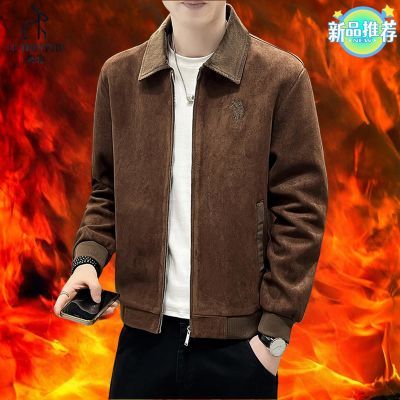 ���ڲ�����LE TROTTOIR��ʿ����ʱ�з������аٴ���������걣ů���� 244Ԫ