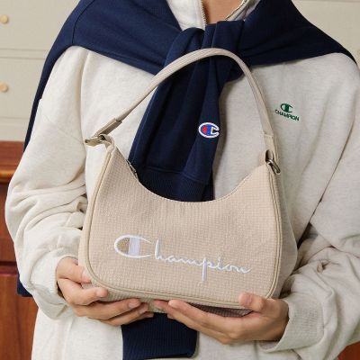 ���ڲ�����Champion�ھ�Ҹ�°�2025�ﶬ�¿�Ů�߼����ŵ������ʽͨ������� 144.1Ԫ