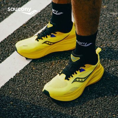 ���ڲ�����Saucony��������;�ܲ�ЬMARSHAL�ȶ�֧��ѵ����Ь�����˶�Ьרҵ 790Ԫ