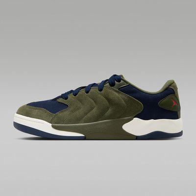 ���ڲ�����NIKE�Ϳ���ЬJORDAN SESSION�Ͱ︴���˶�ѵ������ЬIB3731-301 392Ԫ