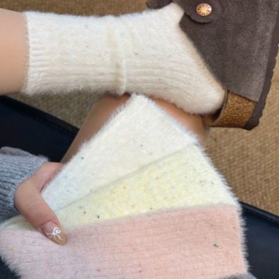 袜子女秋冬加绒加厚保暖中长筒堆堆防臭吸汗ins潮网红毛绒睡眠袜