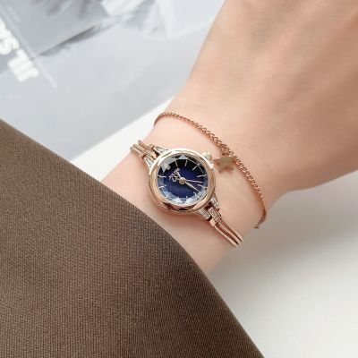 ���ڲ���������ʱ�ֱ�Ů��С�����ݷ�ˮС��������Ůʿ�ֱ�������Ʒ2025�¿� 246Ԫ