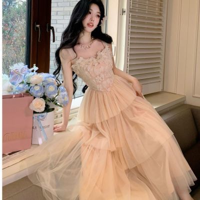 ���ڲ�����Blovelan�λû�԰ �ذ����廨��˿��ɴ������������ڵ���ȹ�����15���ڷ����� 245Ԫ