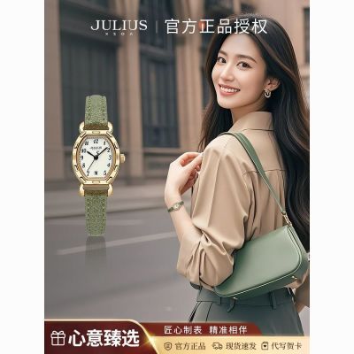 ���ڲ���������ʱ�ֱ�Ů��С�ɾ��¾�Ͱ��С������ʯӢ�����˽���������߼� 192Ԫ