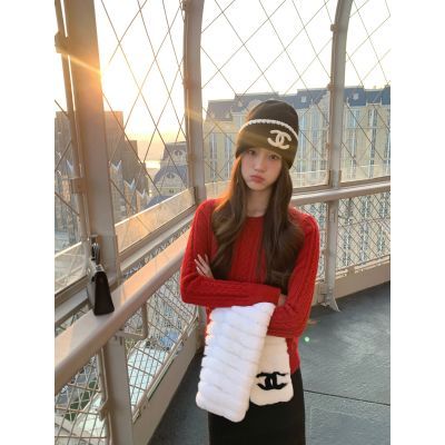 ���ڲ�����pusumede �����ӯ �����黨Բ����ͷë��Ů�����׷���֯�����¡�15���ڷ����� 126Ԫ