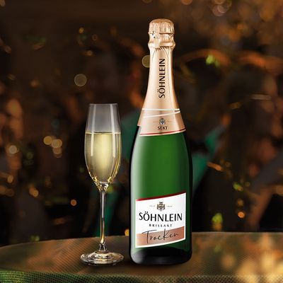 ���ڲ����������¹�ԭƿ���ھ����������ݾ����ݾ�750ml��֧װ 33.5Ԫ