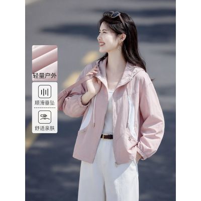 ���ڲ������о�26�괺�¶����ủ��ʱ�и���������ƴ��ײɫ������ñ����Ů 314Ԫ