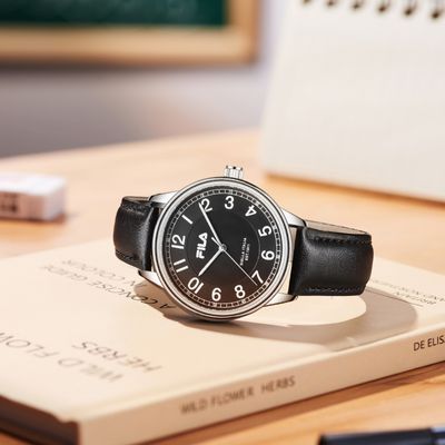 ���ڲ�����FILA���ѧ���ֱ���Ů������������ר�ü�Լ���¿�ҹ���ˮʯӢ�� 99Ԫ