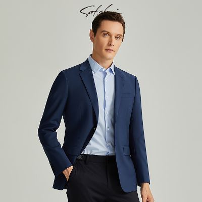 ���ڲ�������ɣ��˿��SATCHIɳ����װ��ʿ���������¿���ë���������װ���� 1254Ԫ