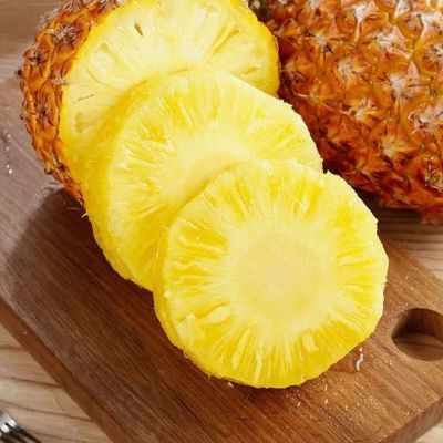 正宗海南凤梨直发酸甜可口不扎嘴产地直发箱装生鲜发货当季水果