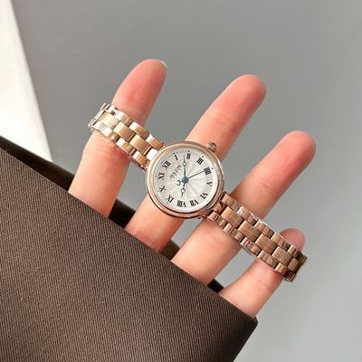 ���ڲ���������ʱ�����ֱ�Ů2026�¿�Բ������ʽŮ�����߼�����������ѧ��Ů 245Ԫ