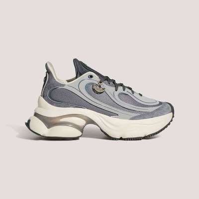 ���ڲ�������ƷAdidas���ϴ�˹��Ҷ������OZVENUZ W�˶�����ЬKJ3974 630Ԫ