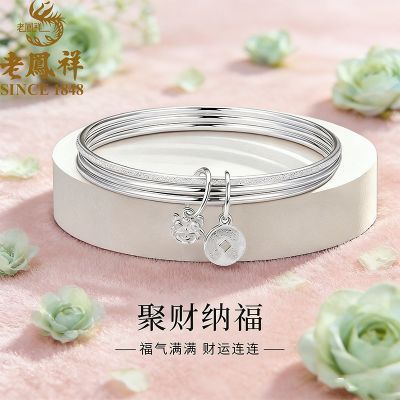 ���ڲ������Ϸ�����������ɰ��ͭǮ��ʨ�̿�����������Ů��Ů����������װ 786.99Ԫ