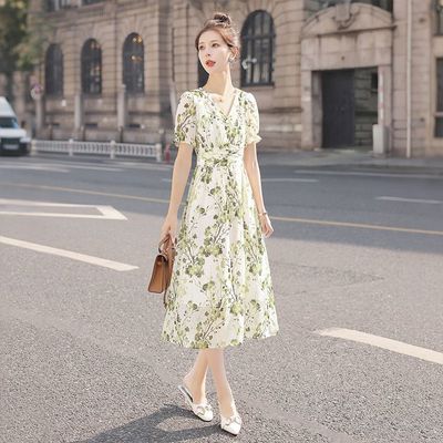 ���ڲ�����˿����2026��װ�¿�Ůʿ������������ȹ��������V���г����黨ȹ 211Ԫ