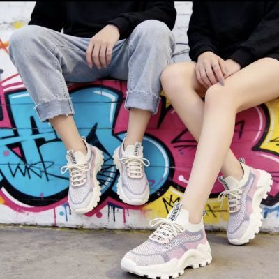 2026春夏新款运动女士鞋网红透气软底休闲帆布轻便跑步厚底老爹鞋